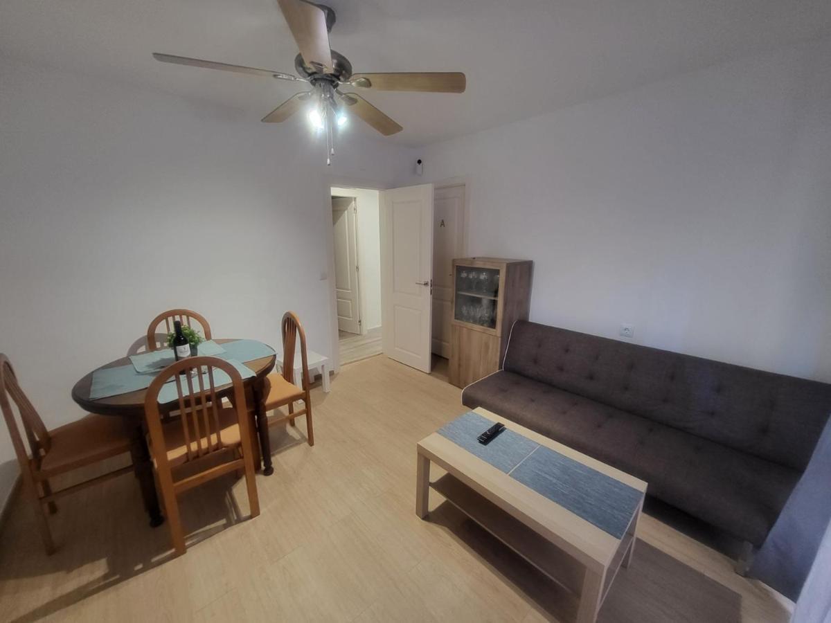 Habitaciones Con Bano Compartido En Bonito Apartamento En בדלונה מראה חיצוני תמונה